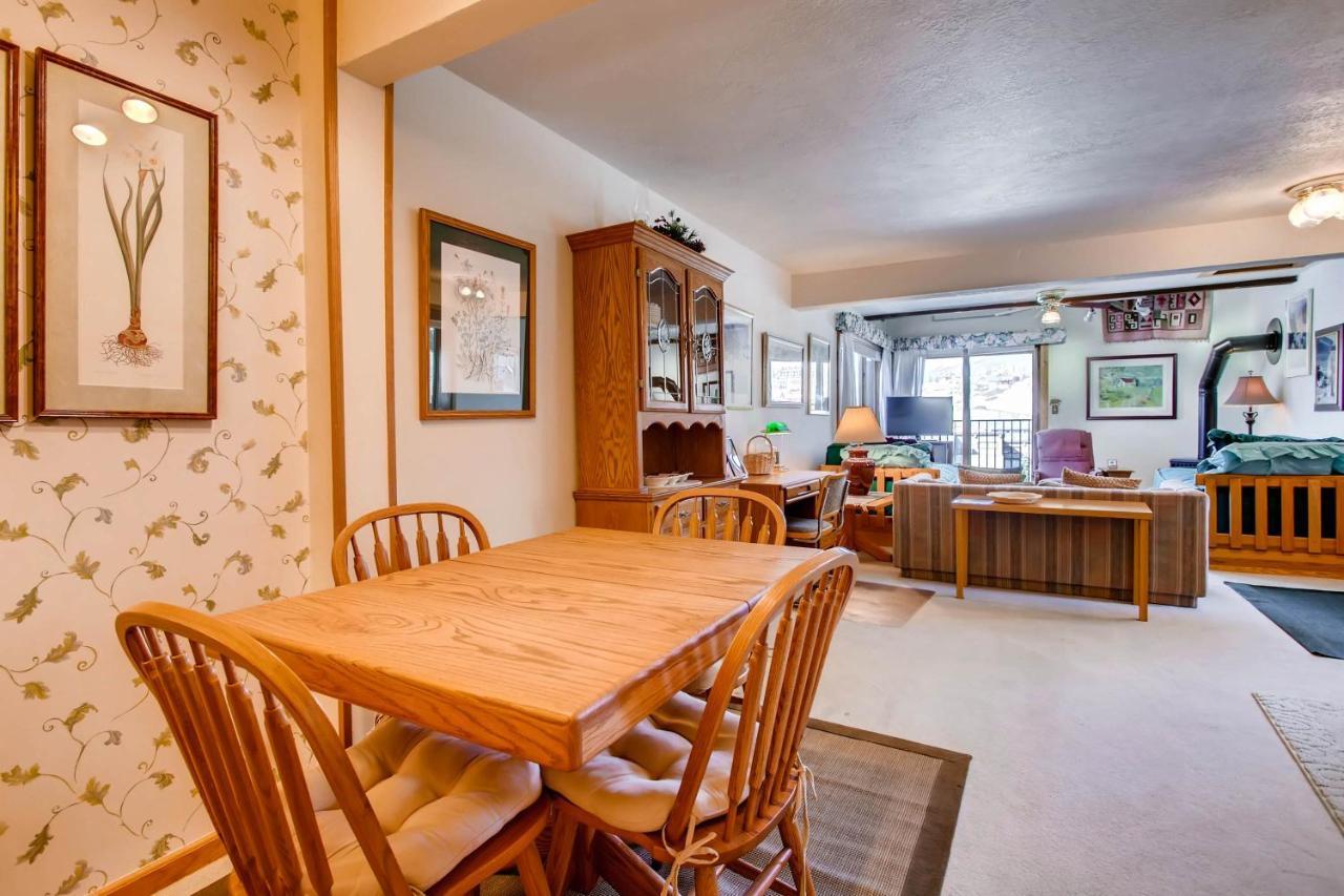 קרסטד באט Ski-In Ski-Out Studio Private Balcony & Fireplace Condo מראה חיצוני תמונה